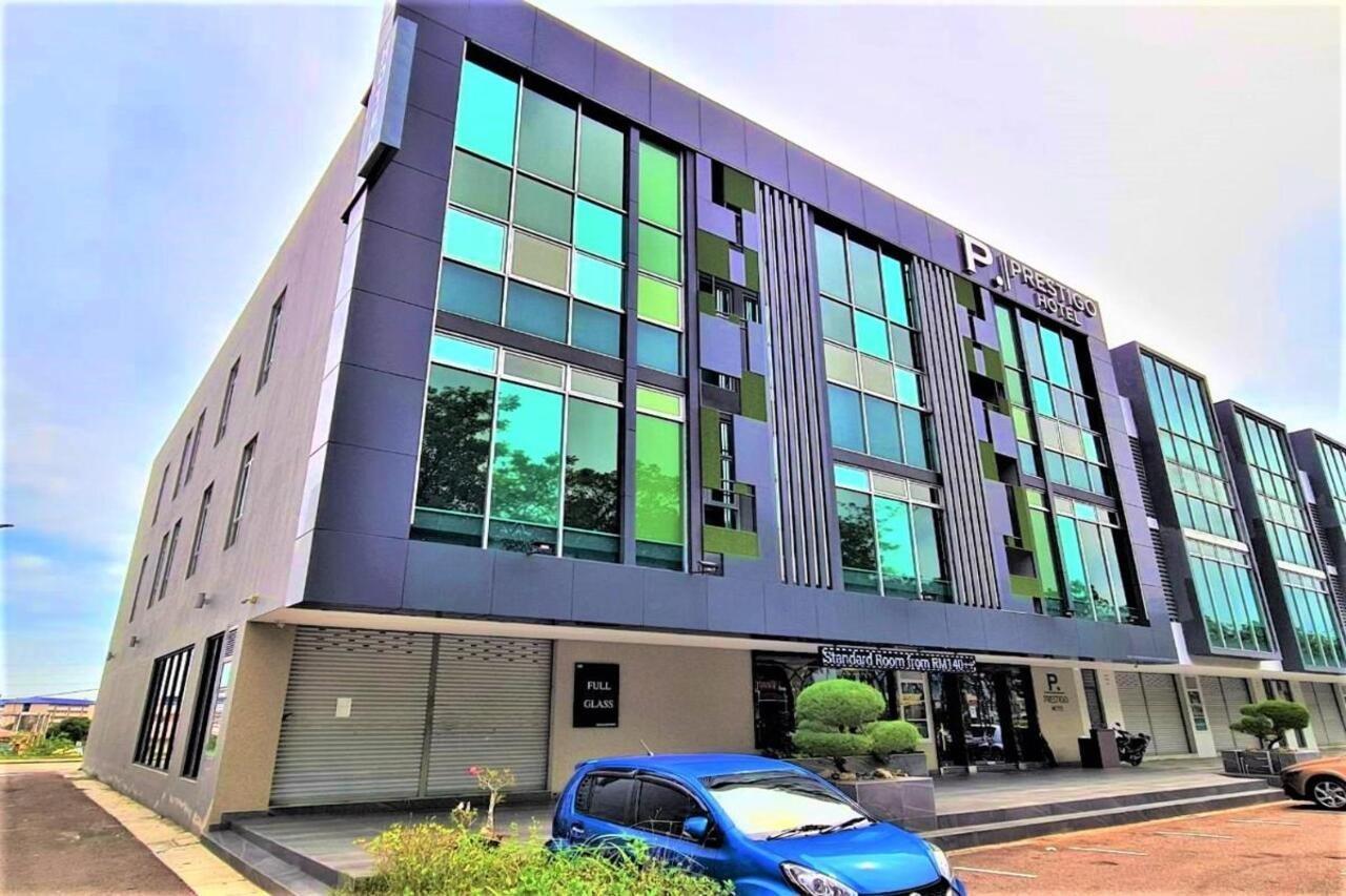 Prestigo Hotel - Johor Bharu Джохор Бахру Екстериор снимка