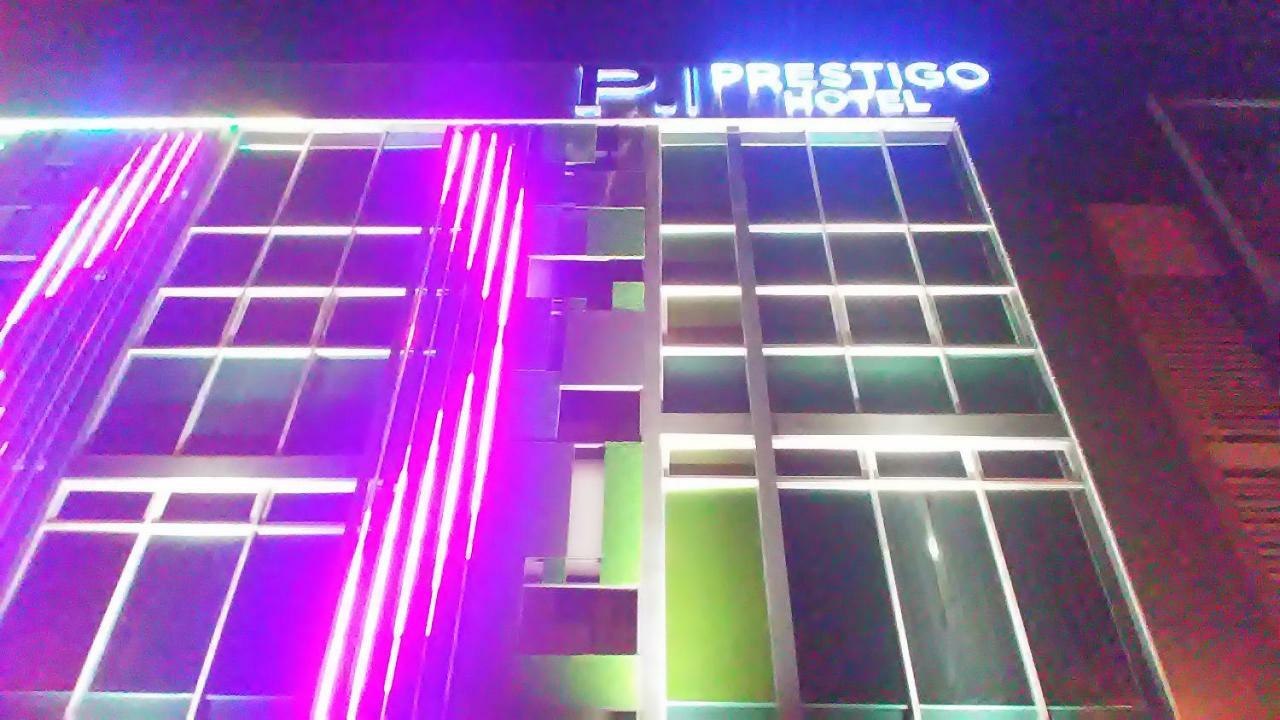 Prestigo Hotel - Johor Bharu Джохор Бахру Екстериор снимка